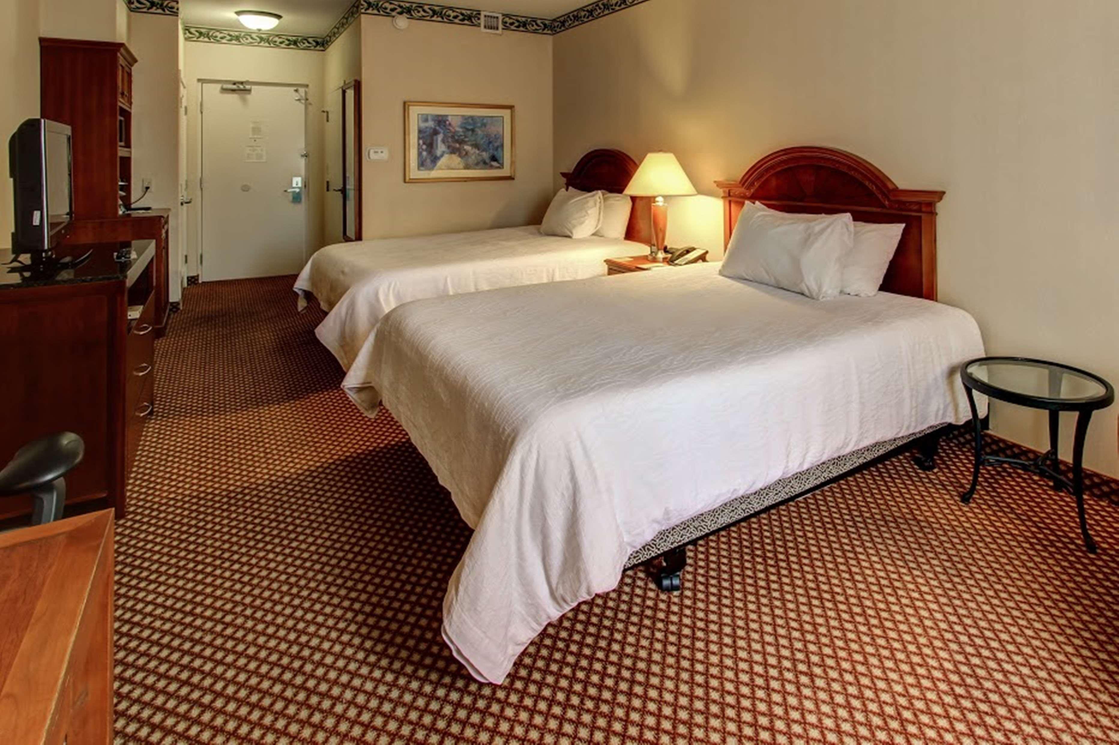 Hilton Garden Inn וויליאמסבורג מראה חיצוני תמונה
