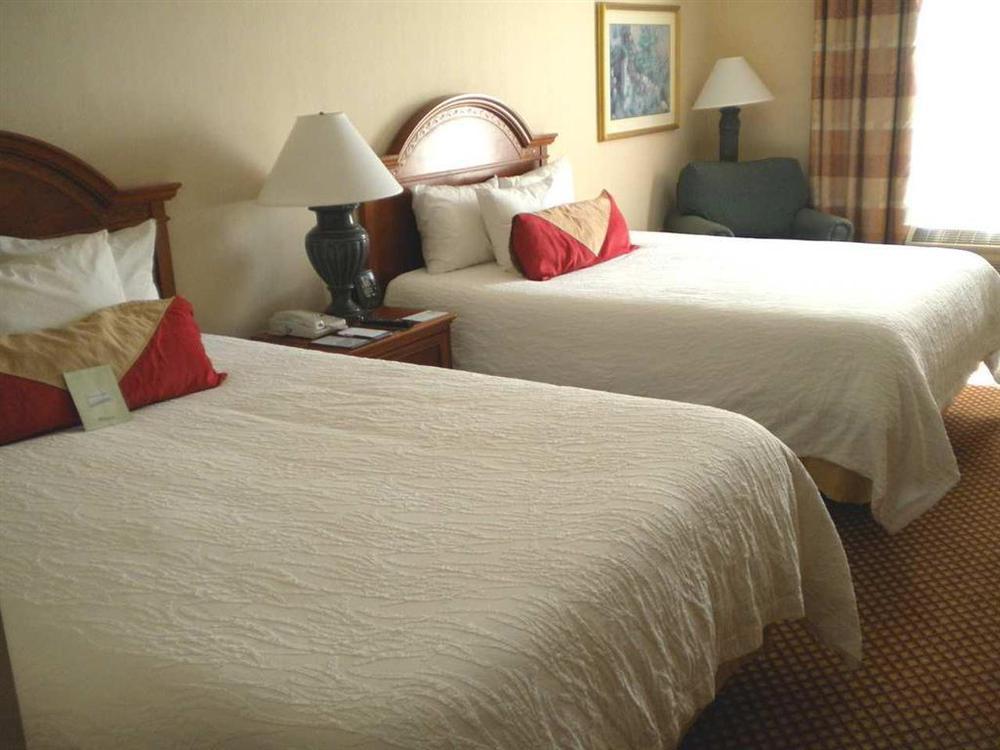 Hilton Garden Inn וויליאמסבורג חדר תמונה