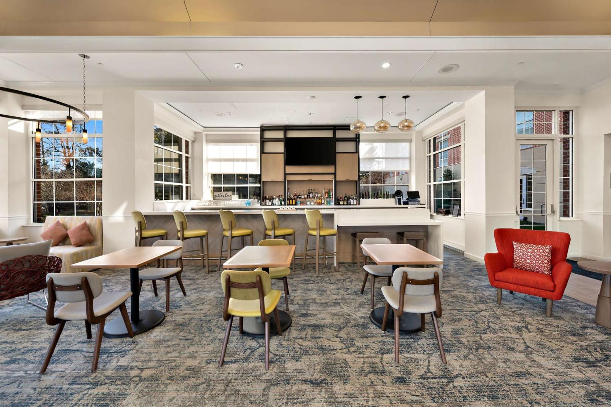 Hilton Garden Inn וויליאמסבורג מראה חיצוני תמונה